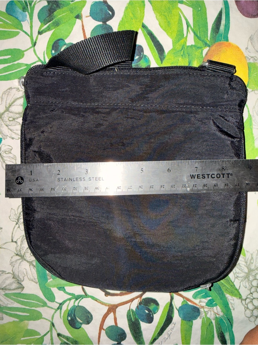 Black Crossbody or Travel Pouch with Turn-Lock Closure - Picture 3 of 8